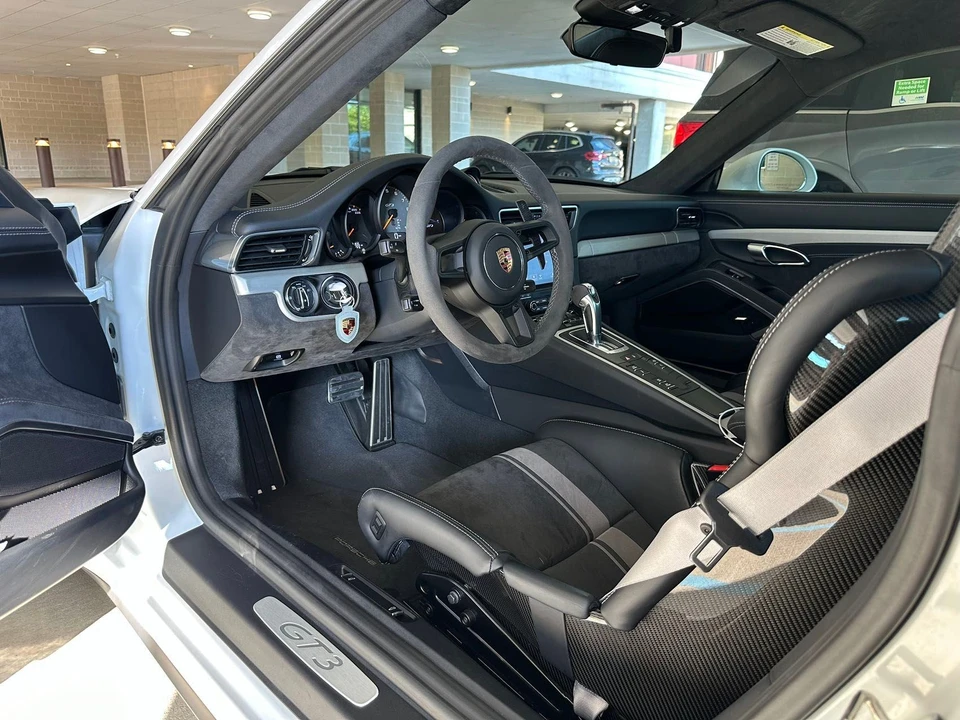 2019 Porsche 991 GT3 - Image 2 of 11