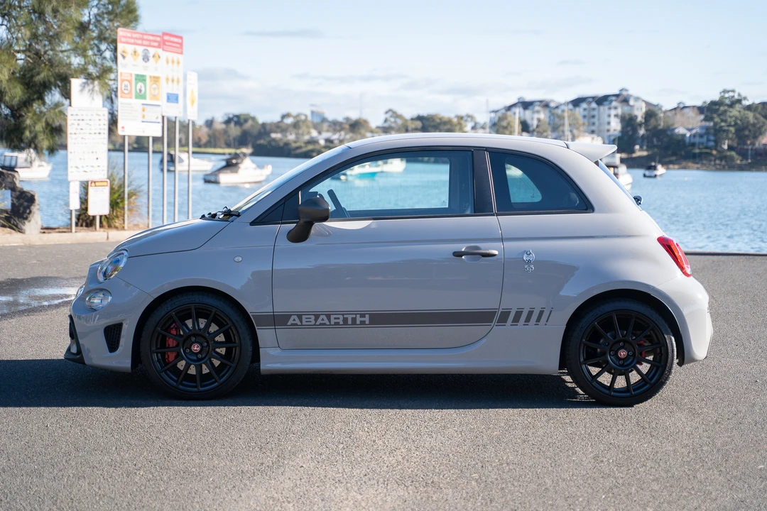 2019 Fiat Abarth 500 - Image 5 of 31