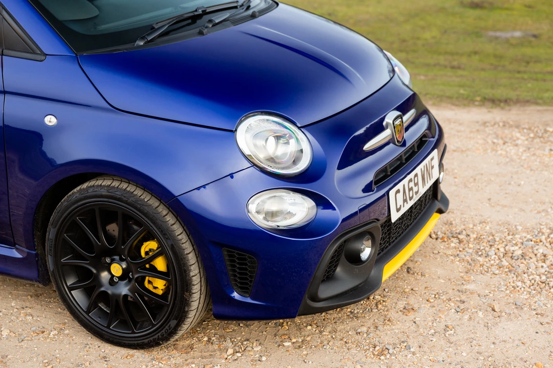 2019 Fiat Abarth 500 - Image 27 of 31