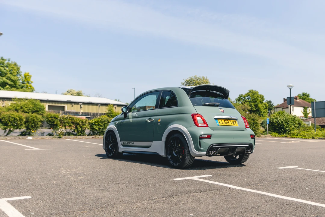 2019 Fiat Abarth 500 - Image 10 of 31