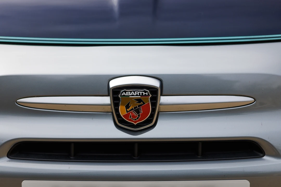 2019 Fiat Abarth 500 - Image 21 of 31
