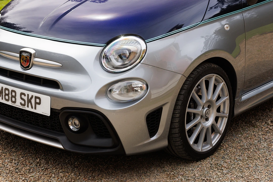 2019 Fiat Abarth 500 - Image 28 of 31