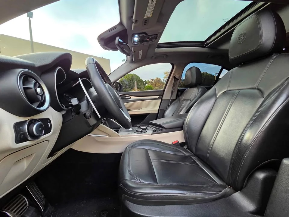 2019 Alfa Romeo Stelvio - Image 8 of 10