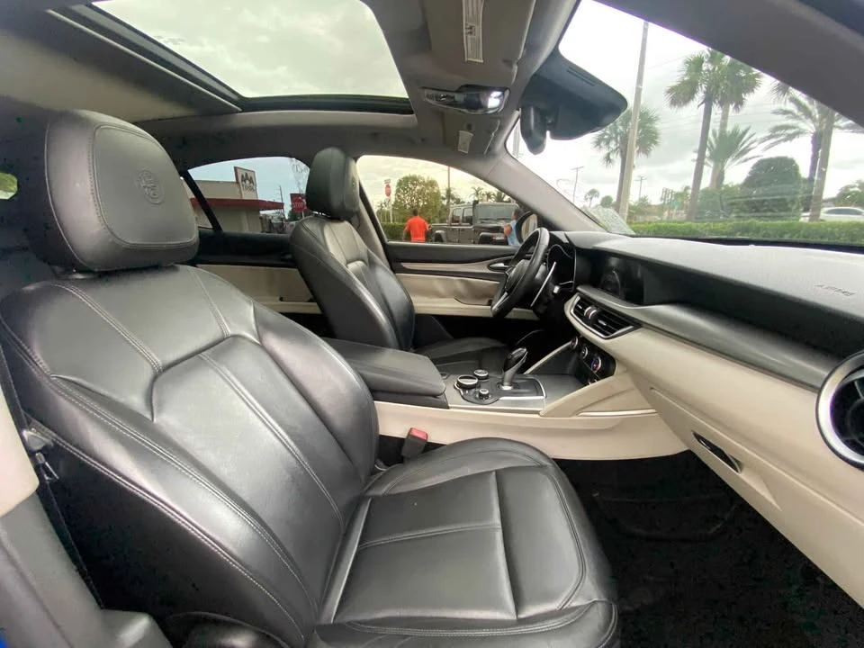 2019 Alfa Romeo Stelvio - Image 10 of 10