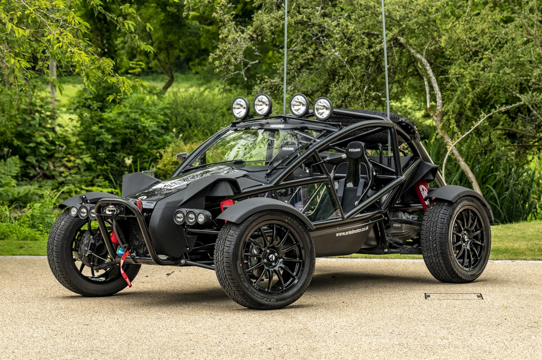 2019 Ariel - Image 2 of 31