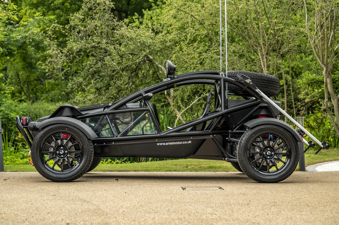2019 Ariel - Image 12 of 31