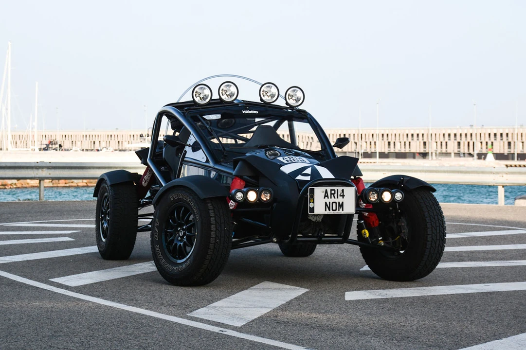 2019 Ariel - Image 2 of 31