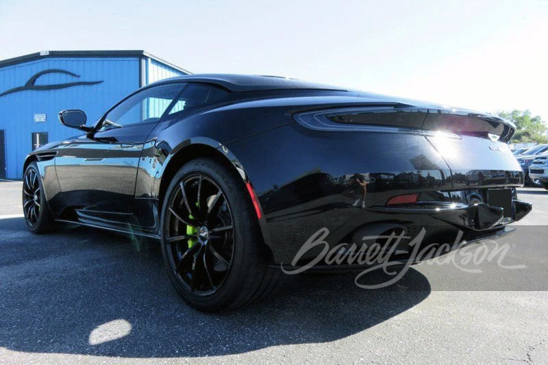 2019 Aston Martin DB11 - Image 16 of 17