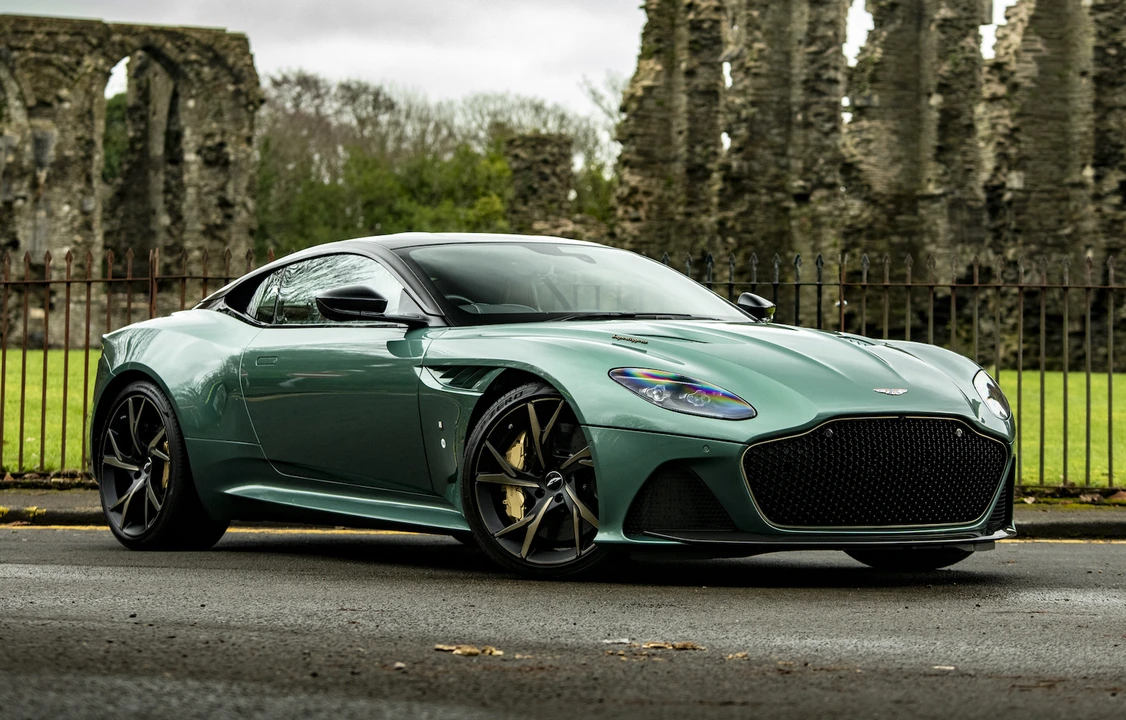 2019 Aston Martin DBS Superleggera - Image 2 of 31