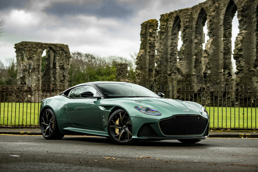 2019 Aston Martin DBS Superleggera - Image 3 of 31