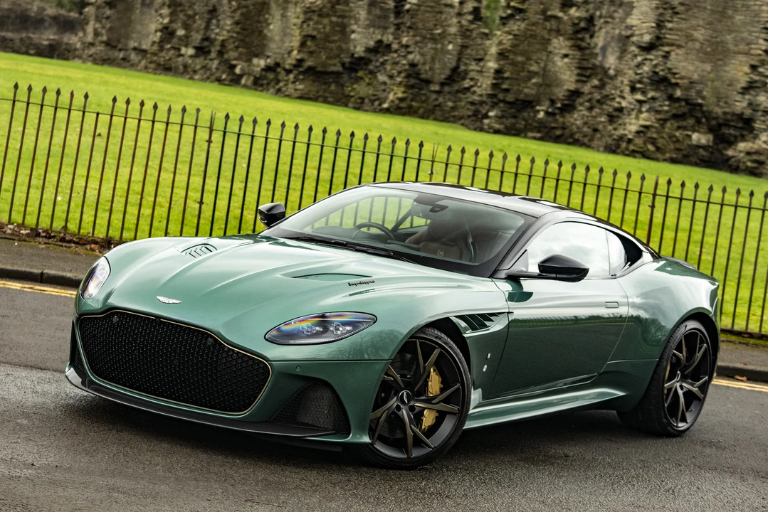2019 Aston Martin DBS Superleggera - Image 30 of 31