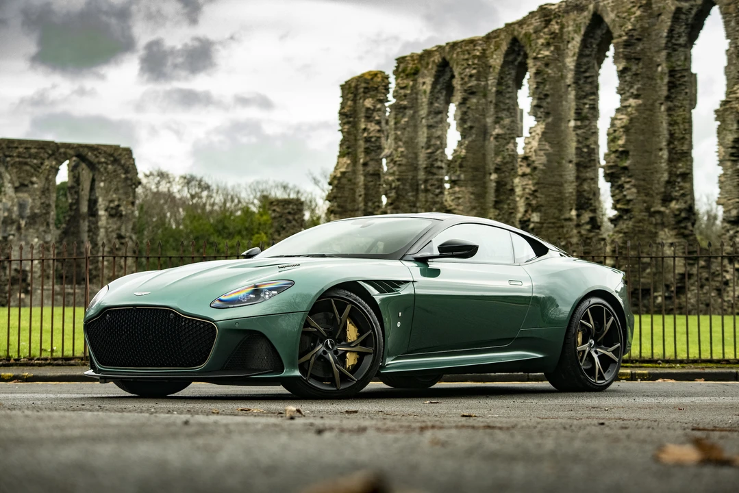 2019 Aston Martin DBS Superleggera - Image 29 of 31
