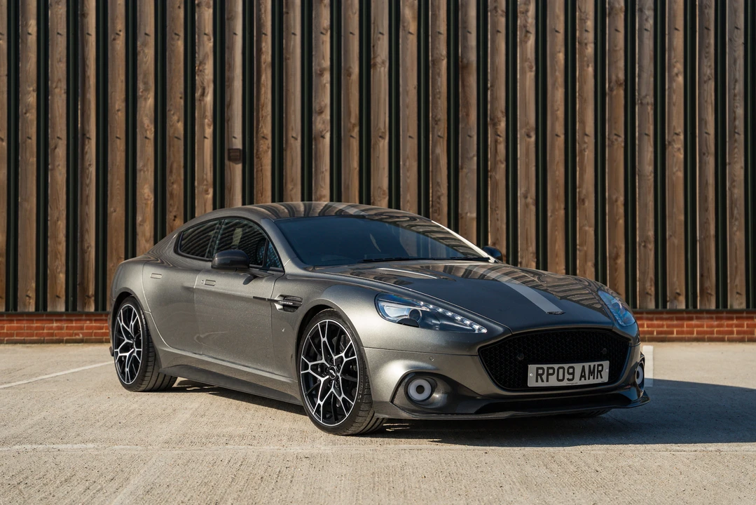 2019 Aston Martin Rapide - Image 7 of 31