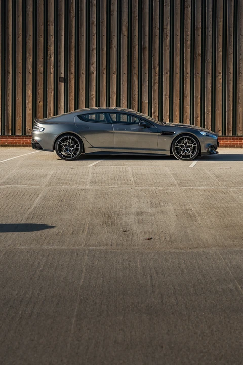 2019 Aston Martin Rapide - Image 18 of 31