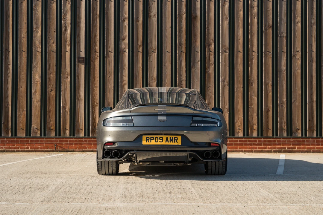 2019 Aston Martin Rapide - Image 27 of 31