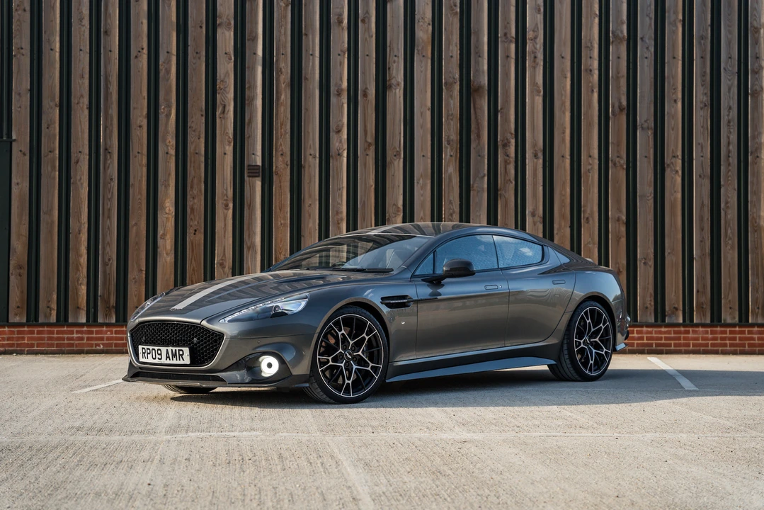 2019 Aston Martin Rapide - Image 9 of 31