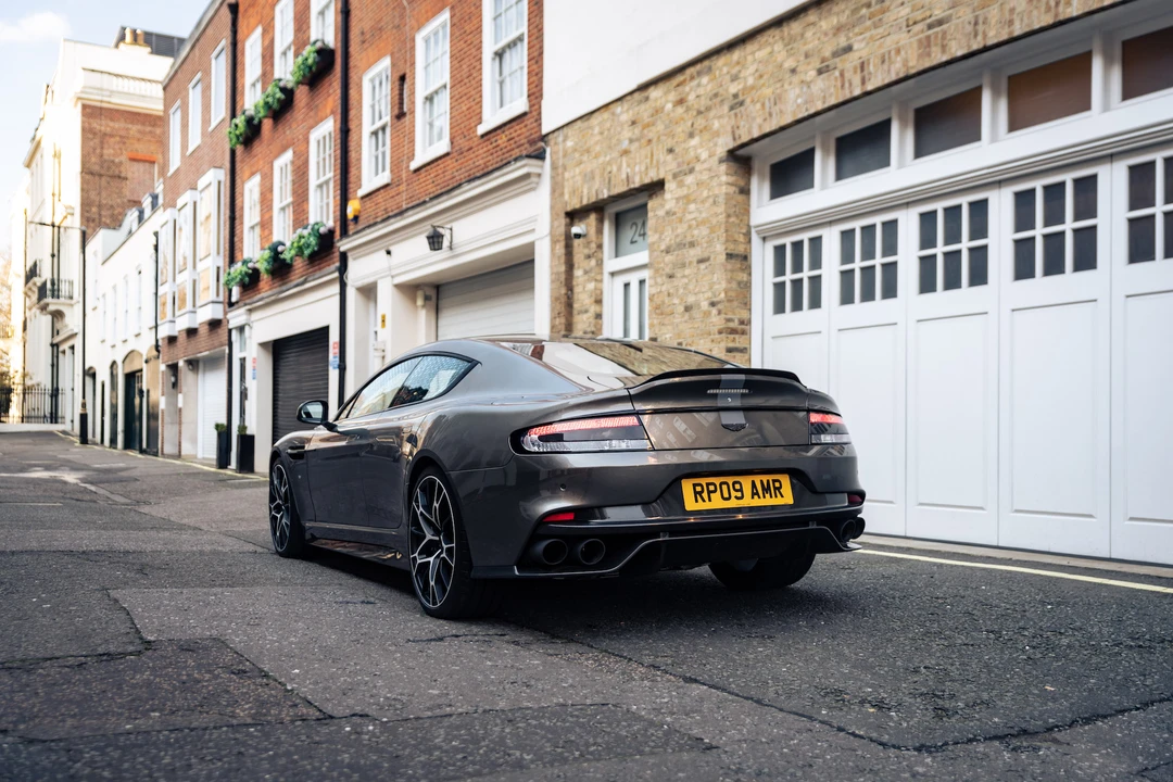 2019 Aston Martin Rapide - Image 9 of 31