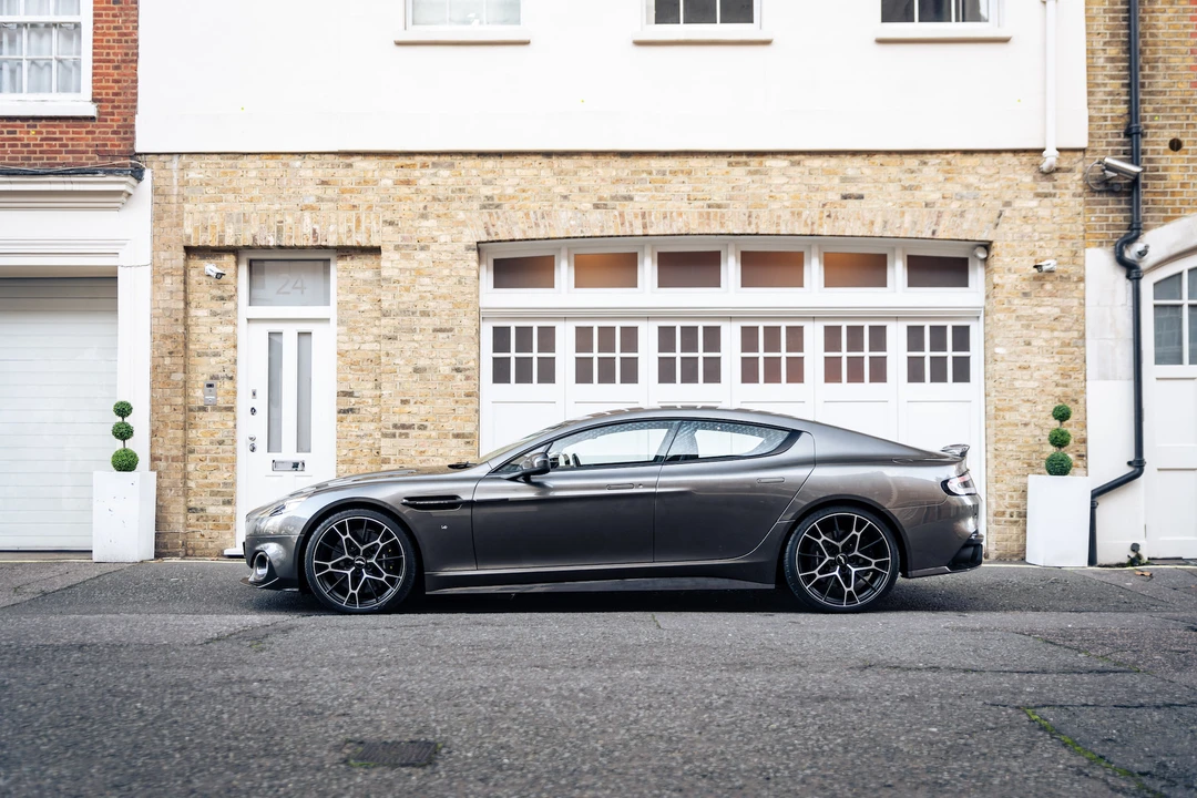 2019 Aston Martin Rapide - Image 13 of 31