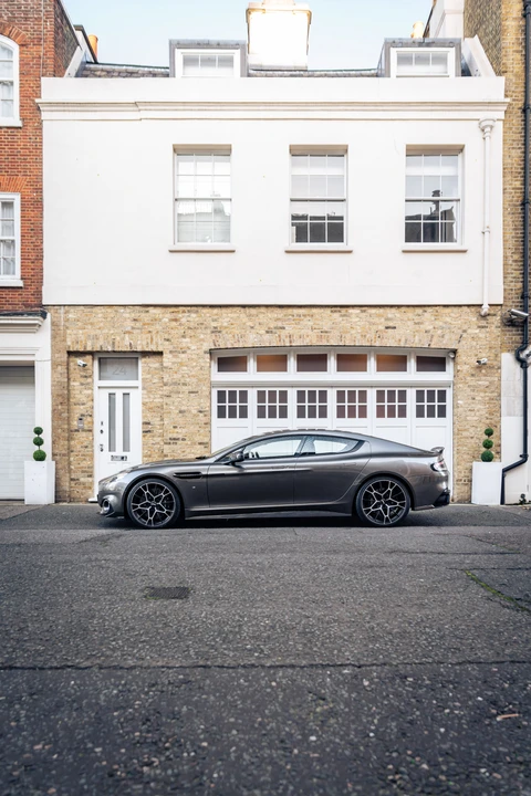2019 Aston Martin Rapide - Image 14 of 31
