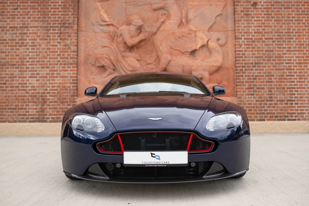 2019 Aston Martin V8 Vantage (2019+) - Image 3 of 31