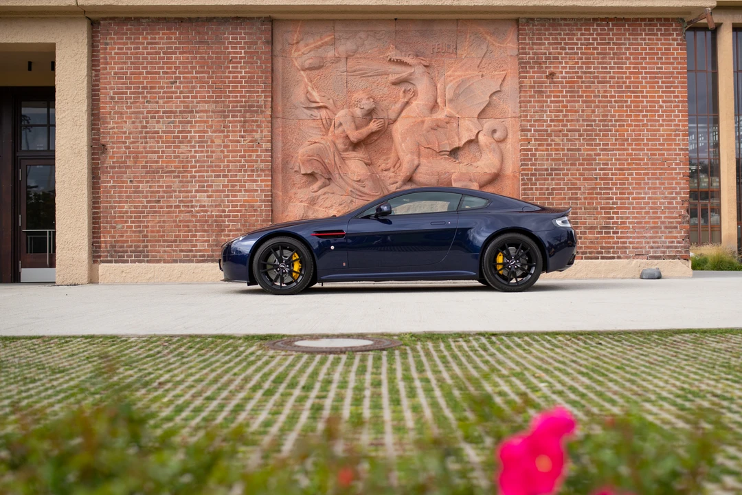 2019 Aston Martin V8 Vantage (2019+) - Image 13 of 31