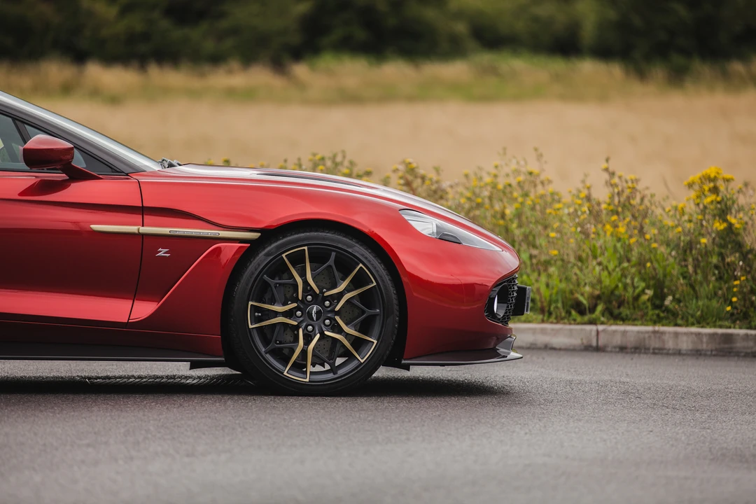 2019 Aston Martin Vanquish 2nd Gen - Image 10 of 31
