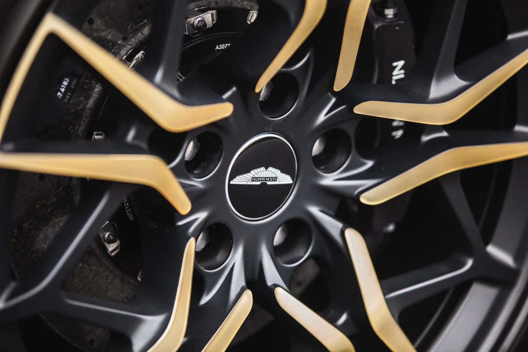 2019 Aston Martin Vanquish 2nd Gen - Image 14 of 31