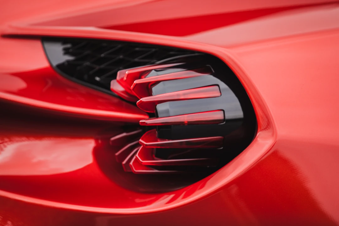 2019 Aston Martin Vanquish 2nd Gen - Image 23 of 31