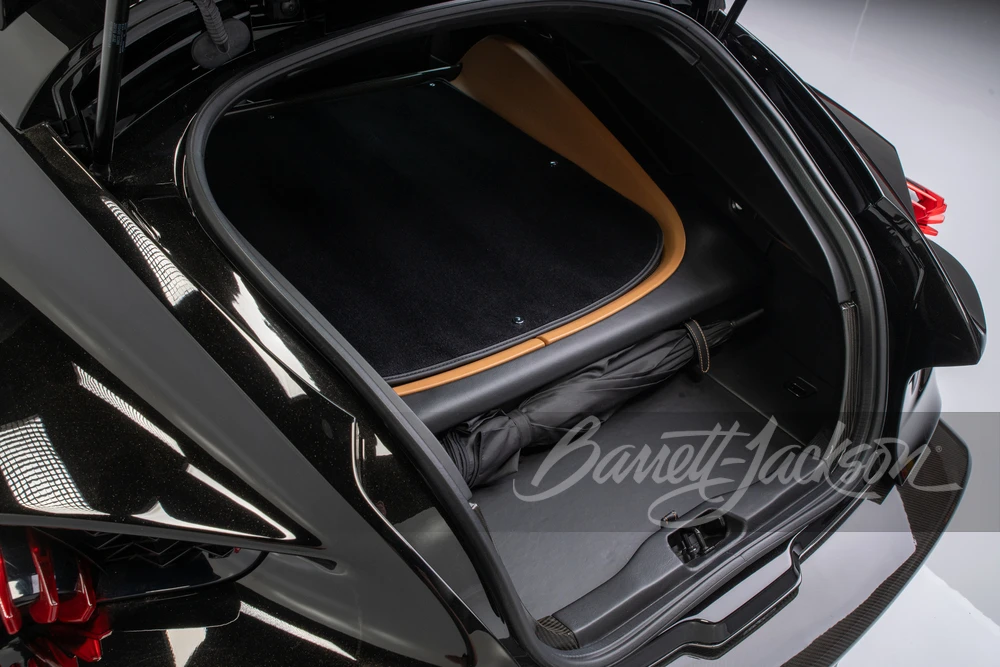 2019 Aston Martin Vanquish 2nd Gen - Image 27 of 31