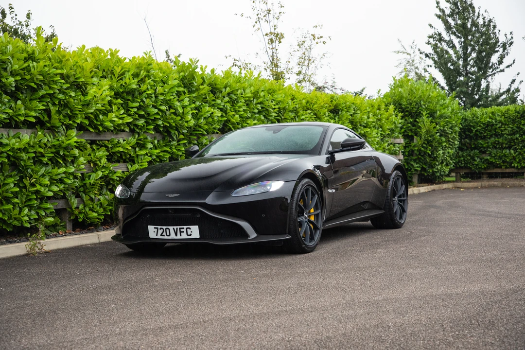 2019 Aston Martin V8 Vantage (2019+) - Image 12 of 31