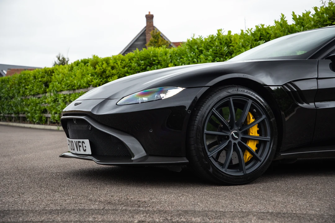 2019 Aston Martin V8 Vantage (2019+) - Image 29 of 31