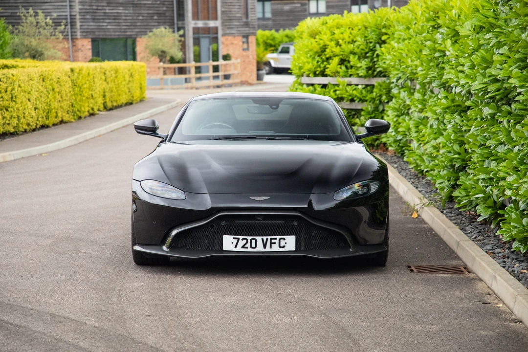 2019 Aston Martin V8 Vantage (2019+) - Image 18 of 31