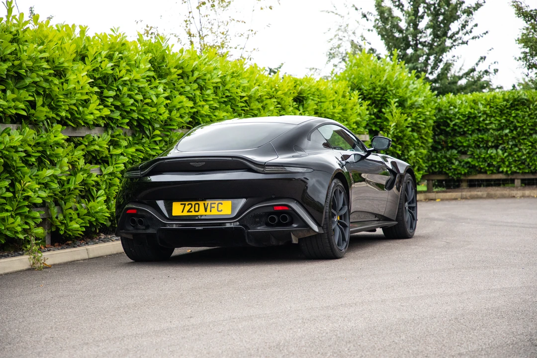 2019 Aston Martin V8 Vantage (2019+) - Image 8 of 31