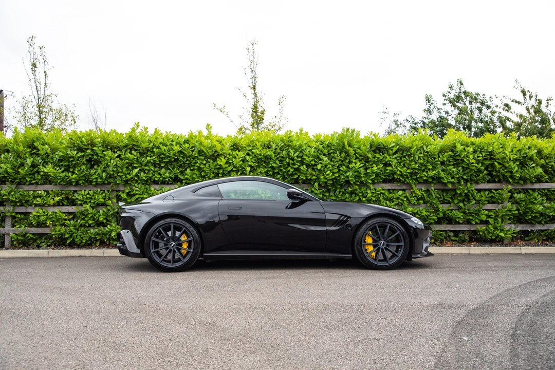 2019 Aston Martin V8 Vantage (2019+) - Image 16 of 31