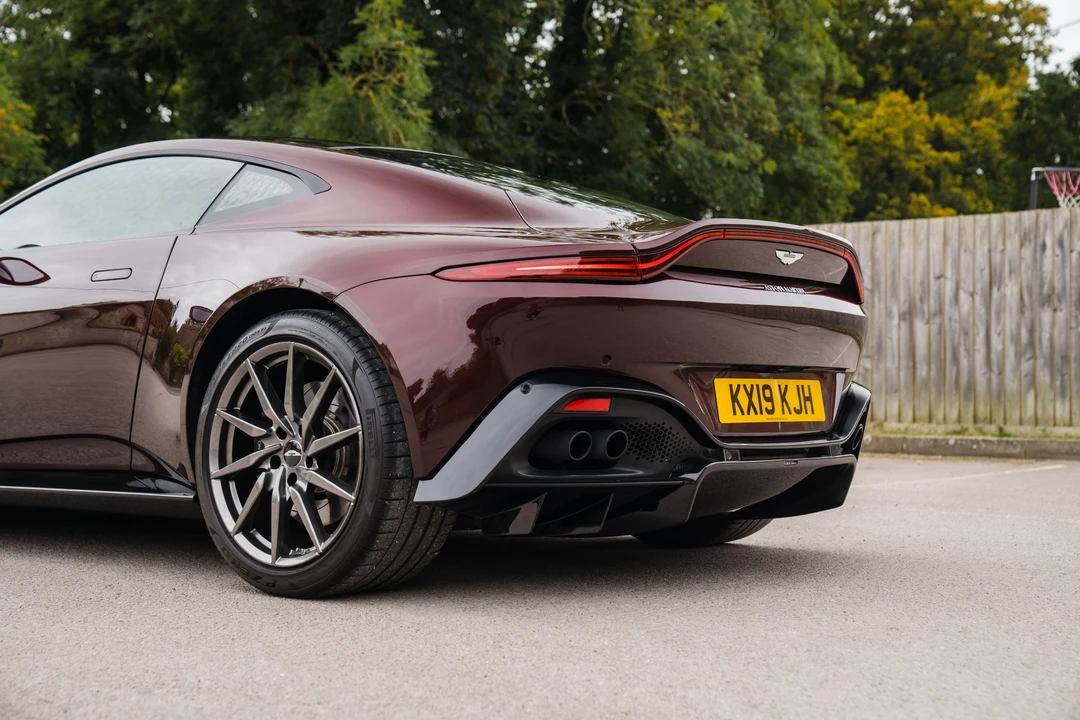 2019 Aston Martin V8 Vantage (2019+) - Image 22 of 31