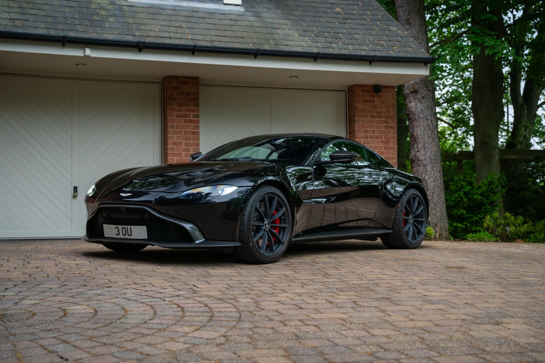 2019 Aston Martin V8 Vantage (2019+) - Image 17 of 31