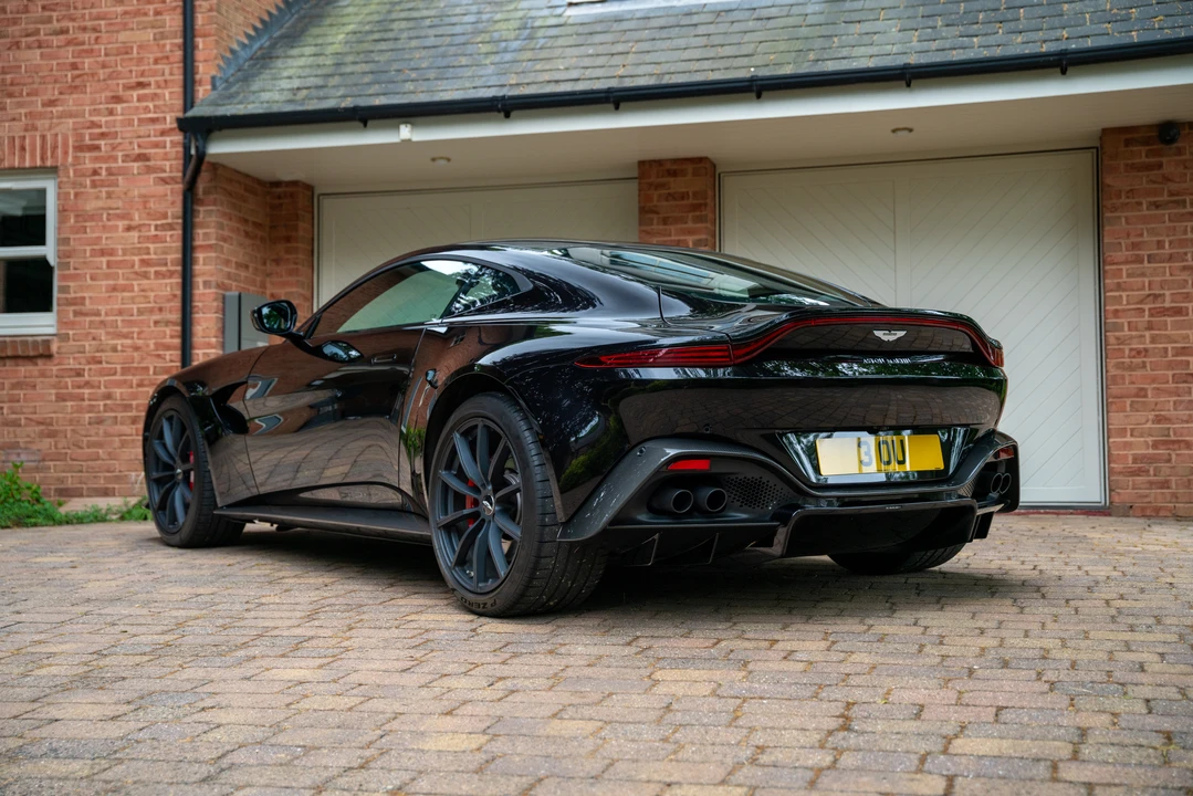 2019 Aston Martin V8 Vantage (2019+) - Image 15 of 31