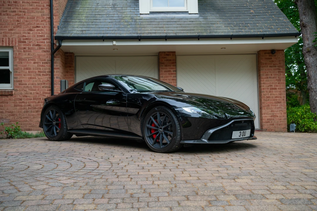 2019 Aston Martin V8 Vantage (2019+) - Image 12 of 31
