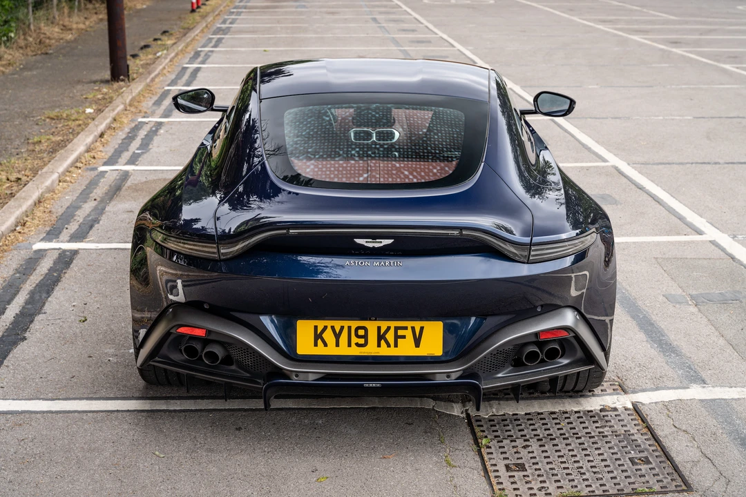 2019 Aston Martin V8 Vantage (2019+) - Image 6 of 31