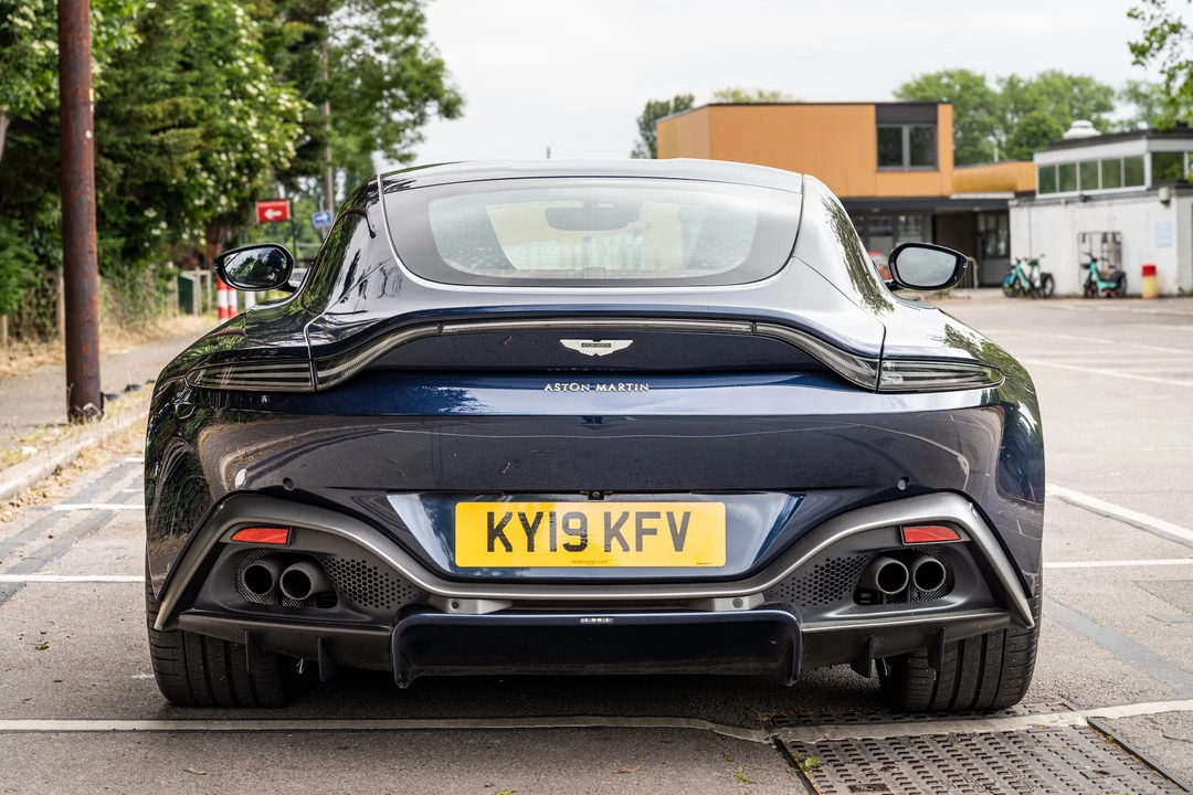 2019 Aston Martin V8 Vantage (2019+) - Image 15 of 31
