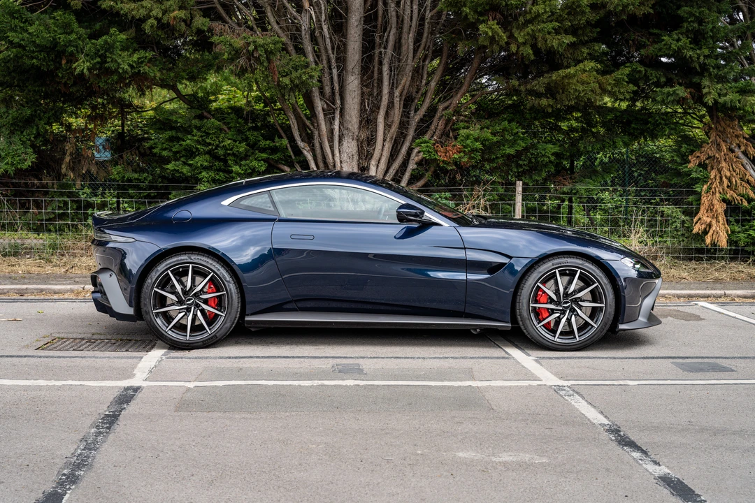 2019 Aston Martin V8 Vantage (2019+) - Image 7 of 31