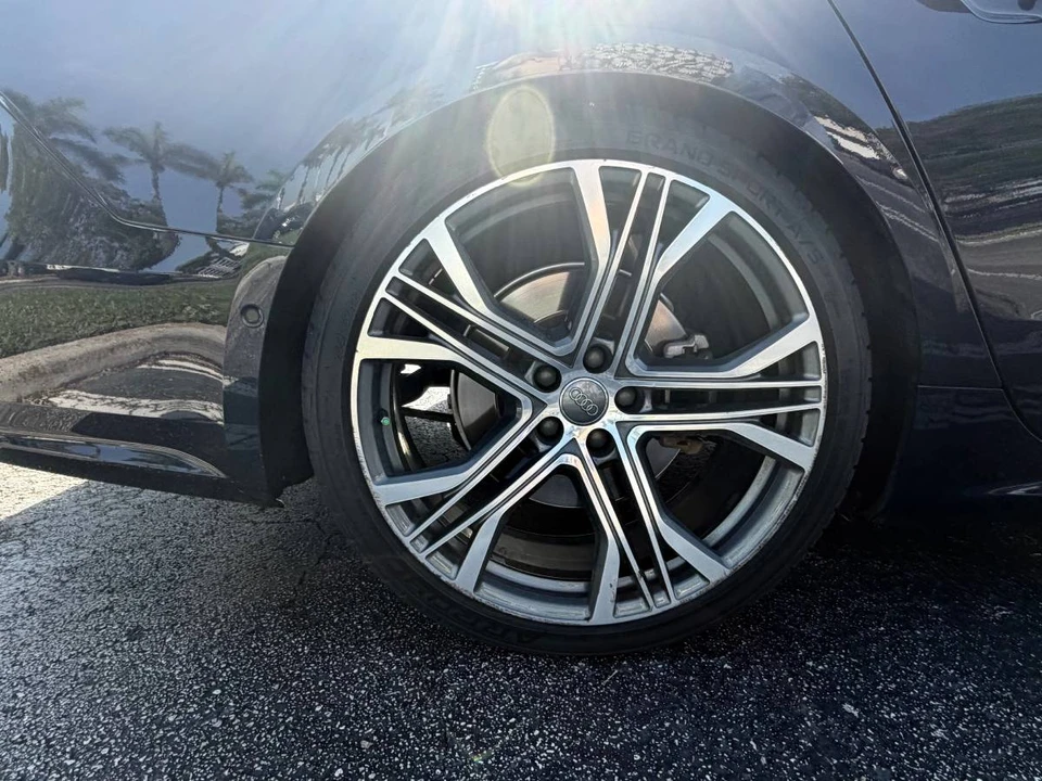 2019 Audi C8 A7 - Image 11 of 22