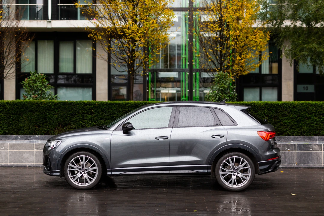 2019 Audi F3 Q3 - Image 24 of 31