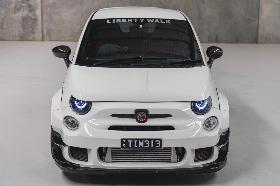 2019 Abarth - Image 18 of 31
