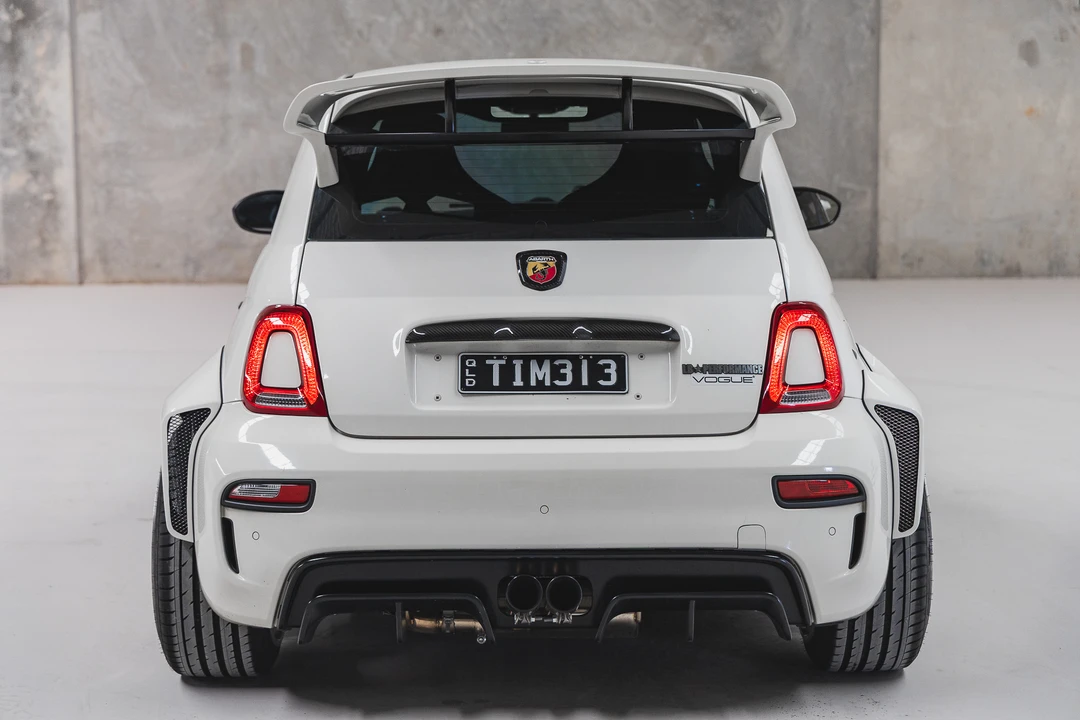 2019 Abarth - Image 6 of 31