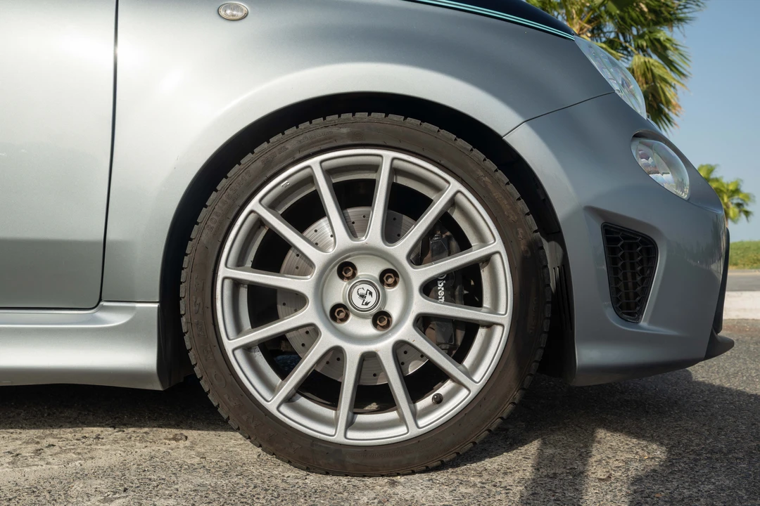 2019 Fiat Abarth 500 - Image 27 of 31