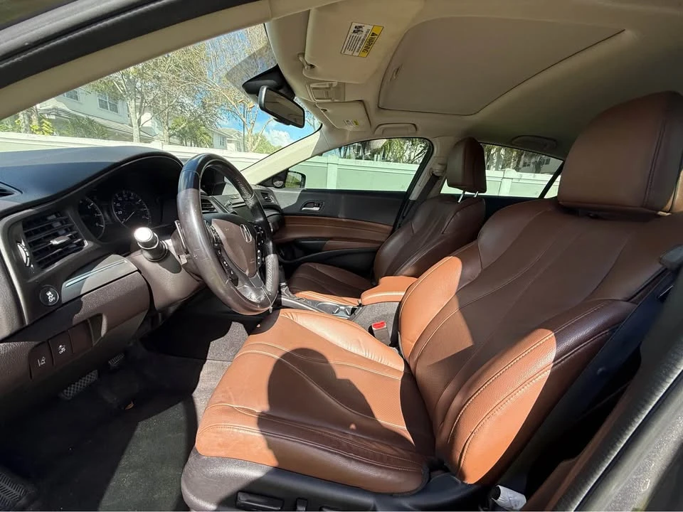 2019 Acura ILX - Image 11 of 17