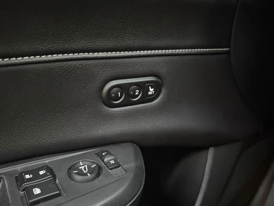 2019 Acura ILX - Image 10 of 14