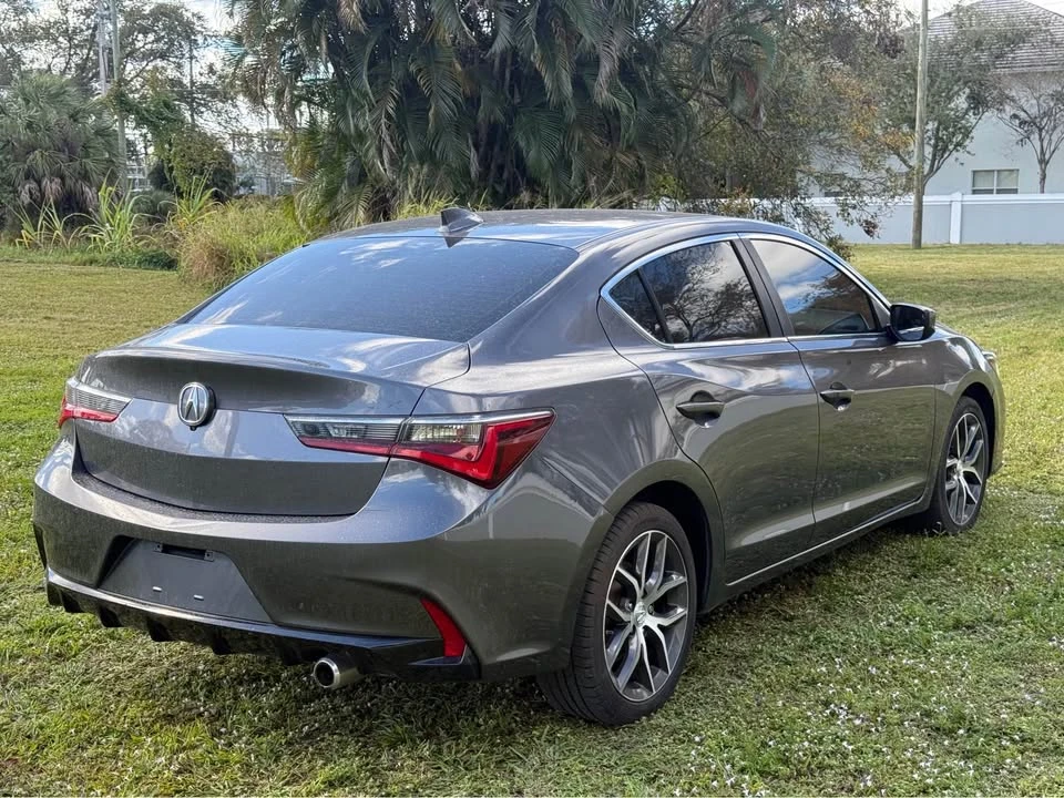 2019 Acura ILX - Image 5 of 17