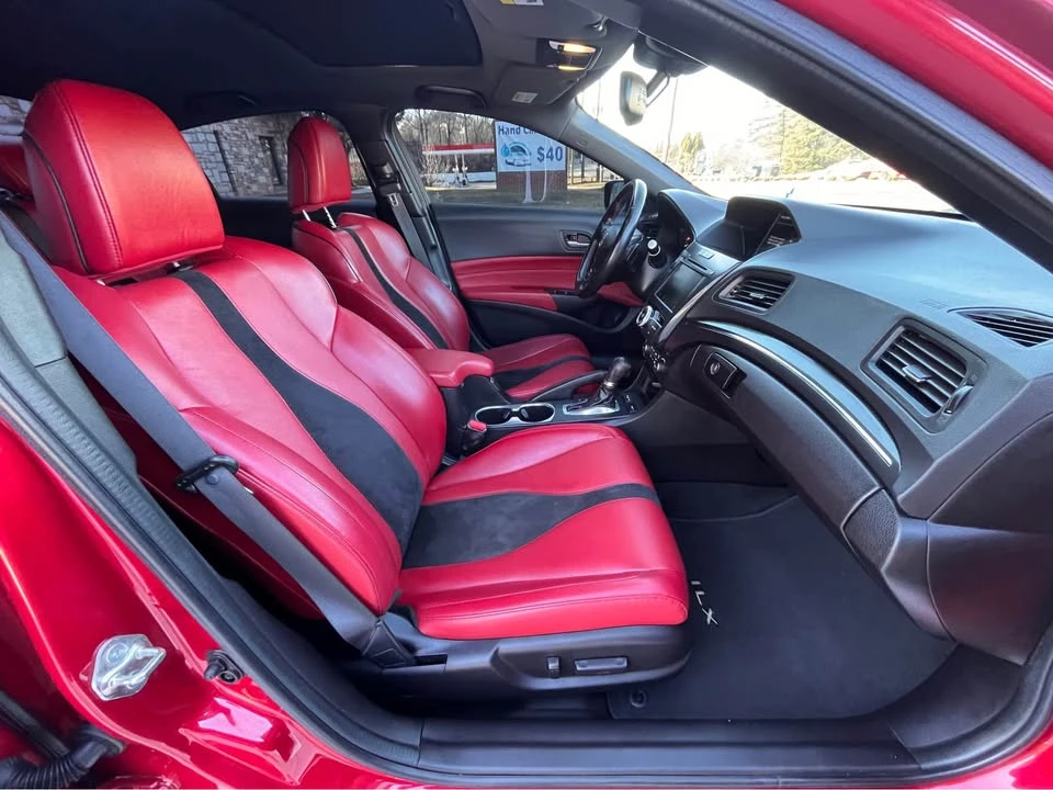 2019 Acura ILX - Image 13 of 18